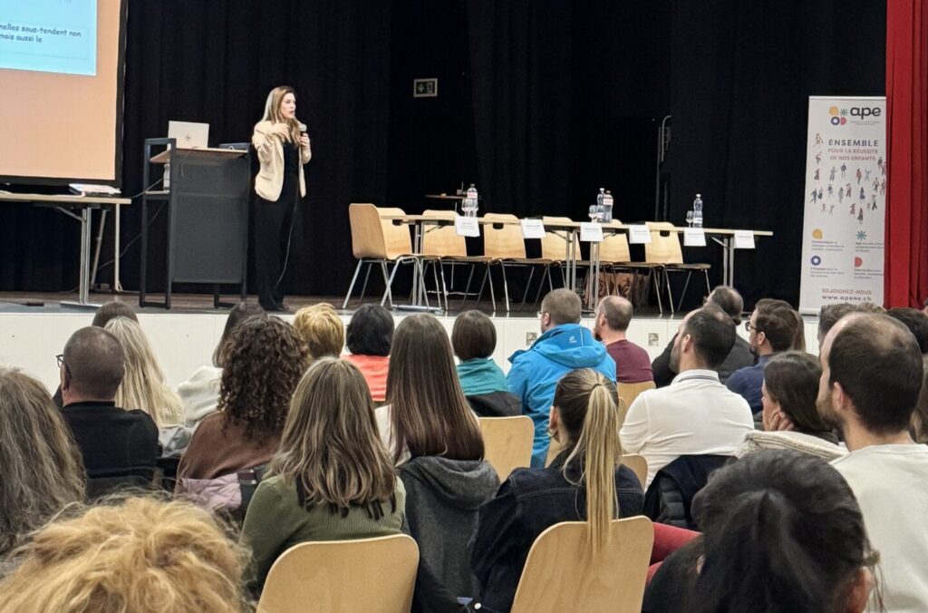 conférence-harcèlement-valais-ape1